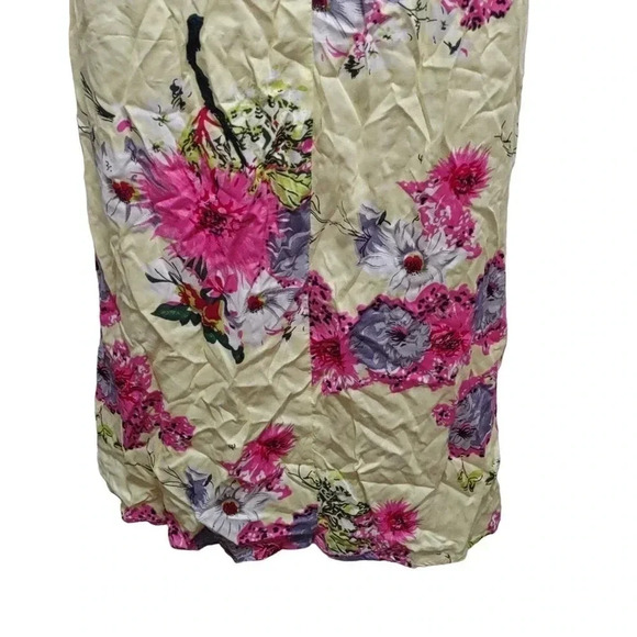 Lovely in Bahli Floral Open Back Dress With Back-Slit Tags - Picture 10 of 11